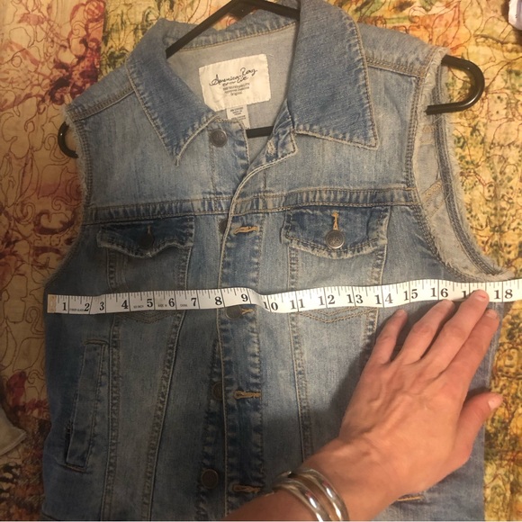 American Rag Cie Junior’s Frayed Denim Vest M - Picture 9 of 10